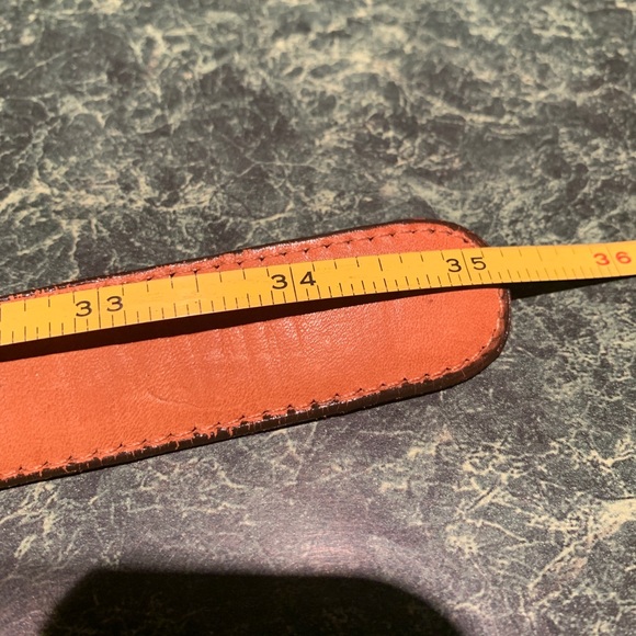 MEN COACH AMBER SHRUNKEN SOLID BRASS CASUAL BELT - Picture 9 of 10